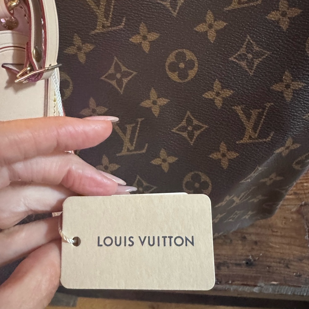 Louis Vuitton Brown and Tan Monogram Duffel Bag - Picture 4 of 6